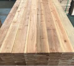 premium cedar flat top picket stacked boards showcasing natural beauty and quality craftsmanship